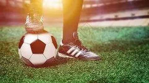 郑加恒在泰国大师赛中勇闯决赛，男羽佳绩再续