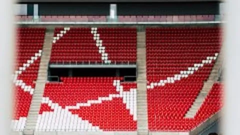 马刺客场激战掘金，文班亚马独揽35分助队险胜113-110