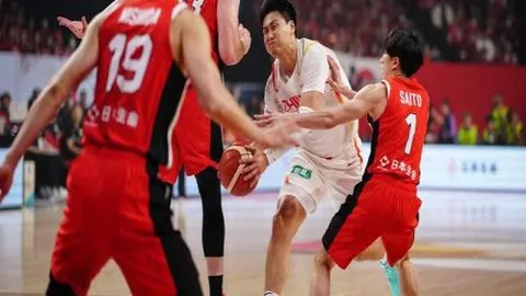 NBA最新排名揭晓：火箭两队争抢第三，一队挑战卫冕冠军，骑士